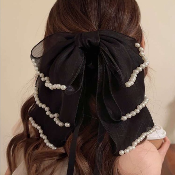Black Fabric Pearl Trim Hair Clip